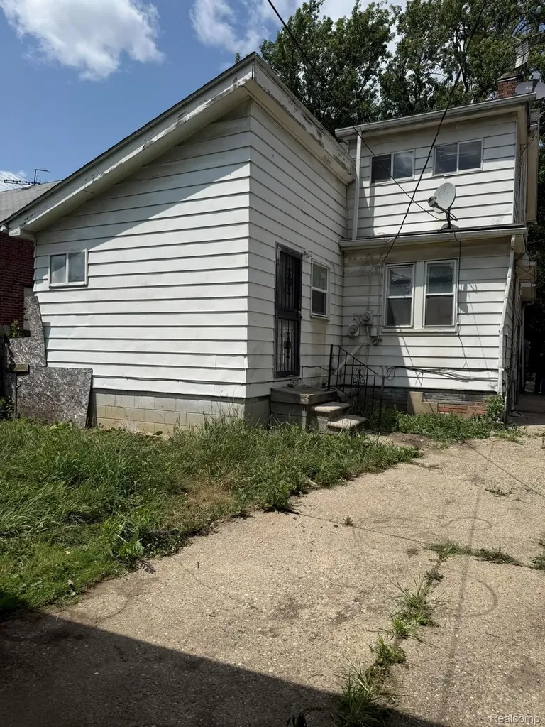 13644 Linnhurst Street Detroit City MI 48205