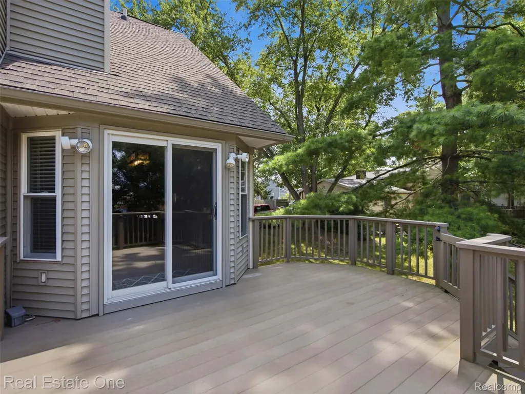 4125 Rural Street Waterford Charter Township MI 48329