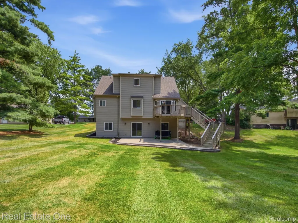 4125 Rural Street Waterford Charter Township MI 48329