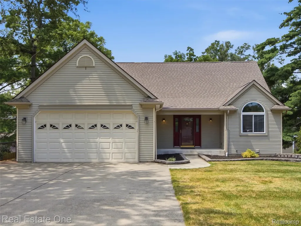 4125 Rural Street Waterford Charter Township MI 48329