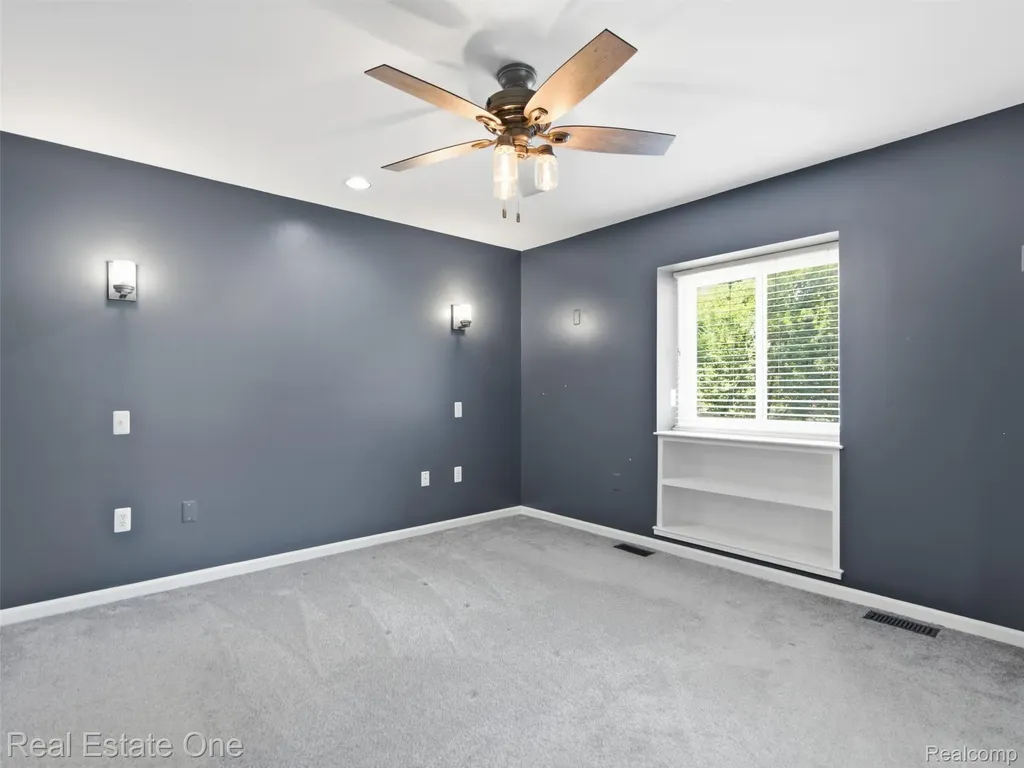4125 Rural Street Waterford Charter Township MI 48329