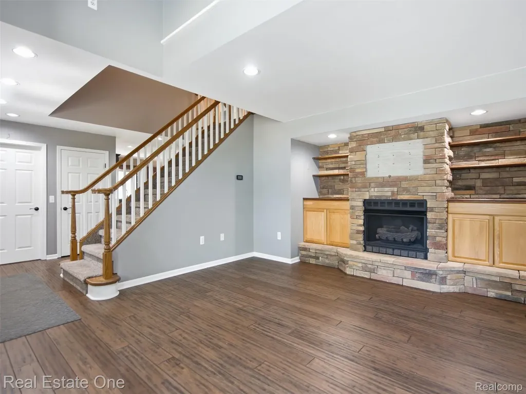 4125 Rural Street Waterford Charter Township MI 48329