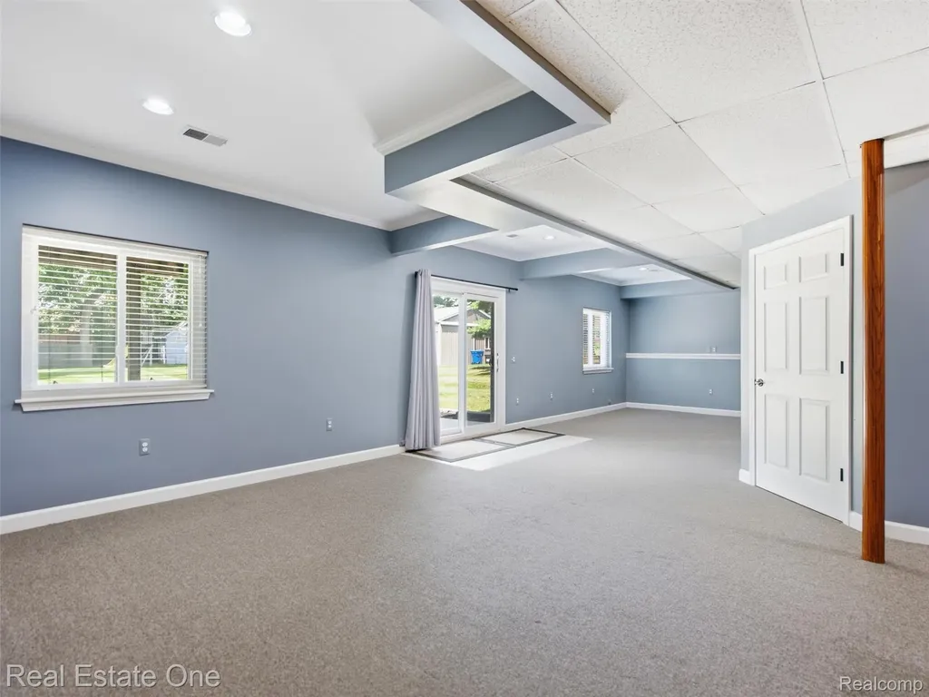 4125 Rural Street Waterford Charter Township MI 48329