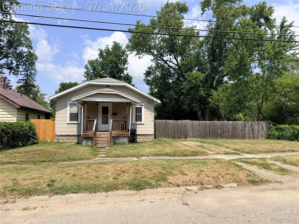 926 Clinton Street Flint City MI 48507