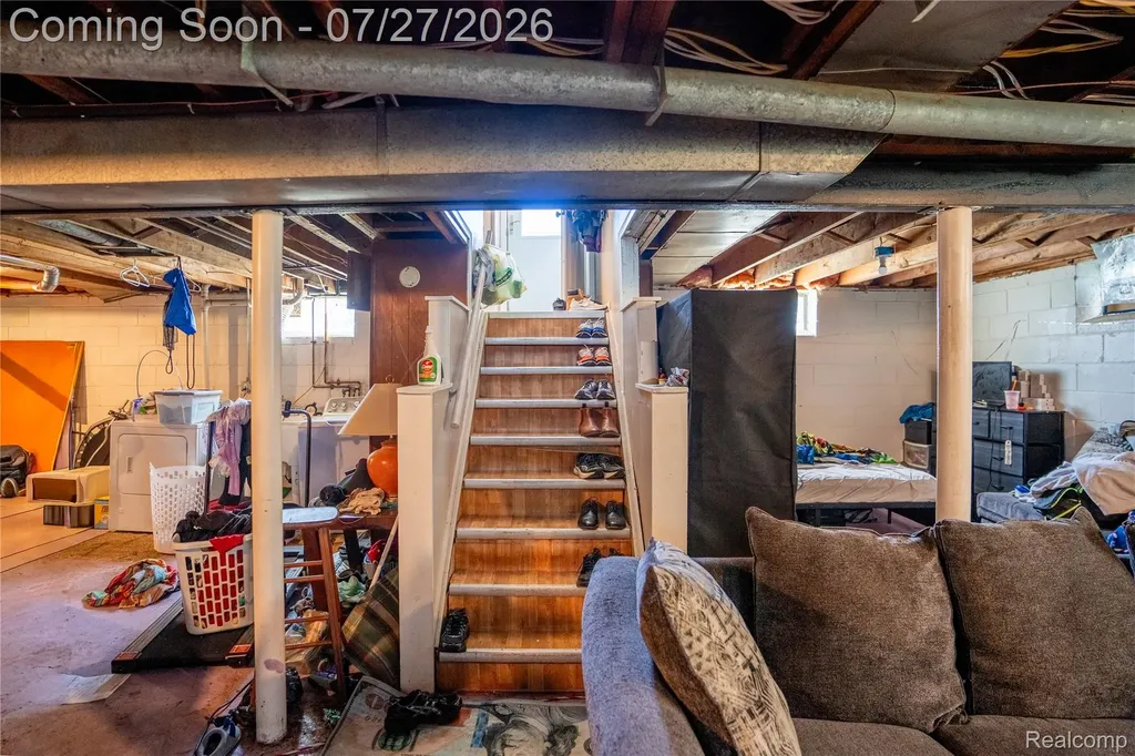 12801 Wormer Redford Charter Township MI 48239