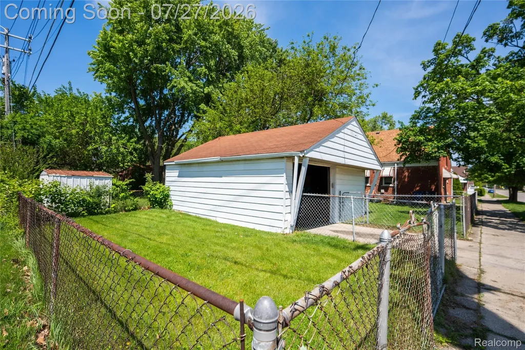 12801 Wormer Redford Charter Township MI 48239