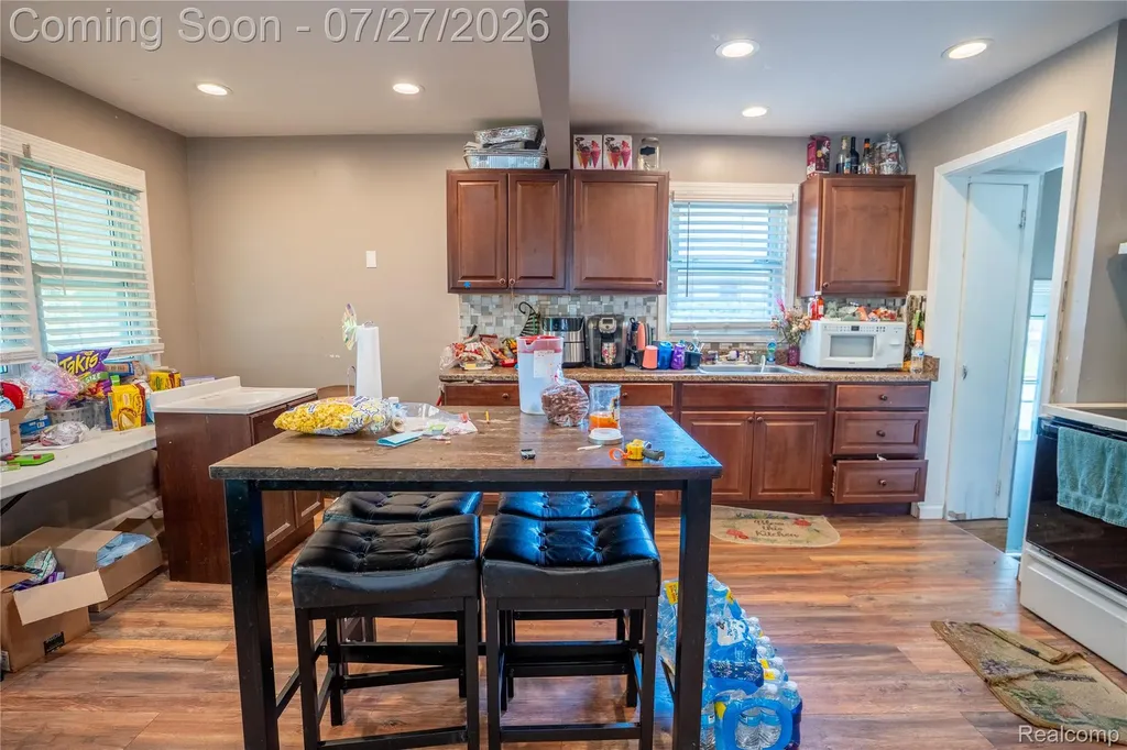 12801 Wormer Redford Charter Township MI 48239