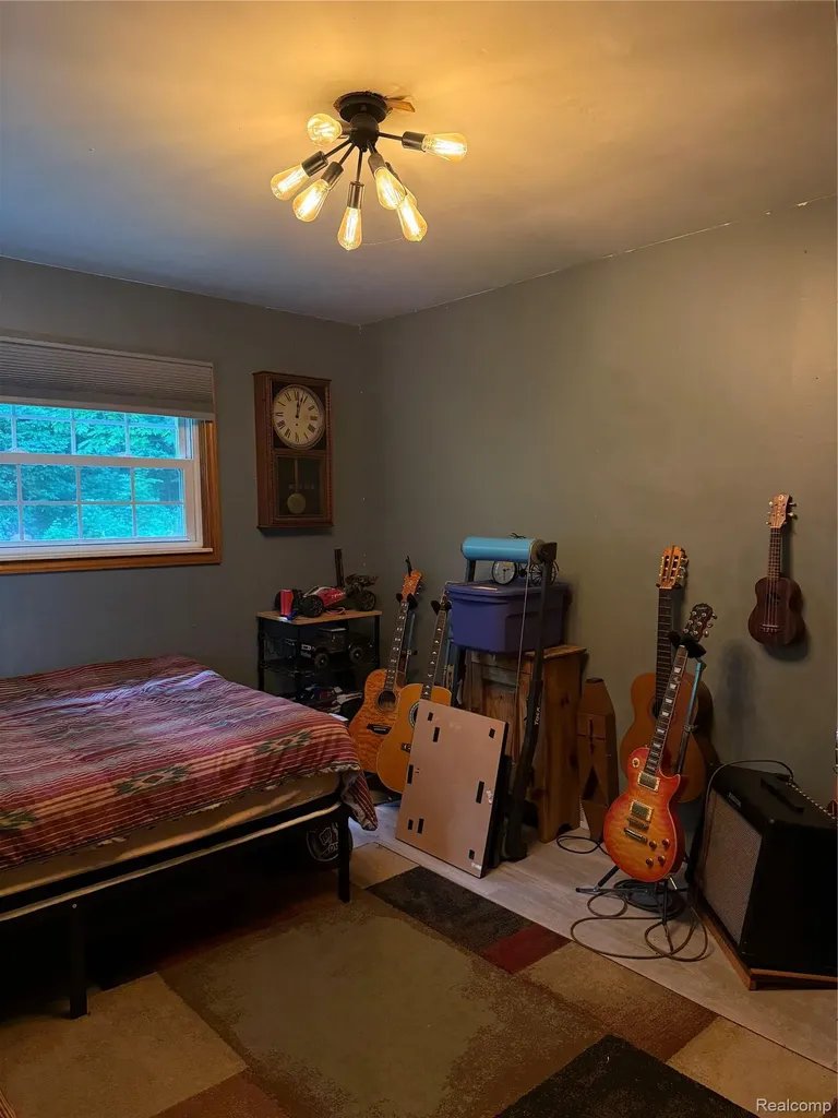 1927 New Rochelle Drive Elba Township MI 48446