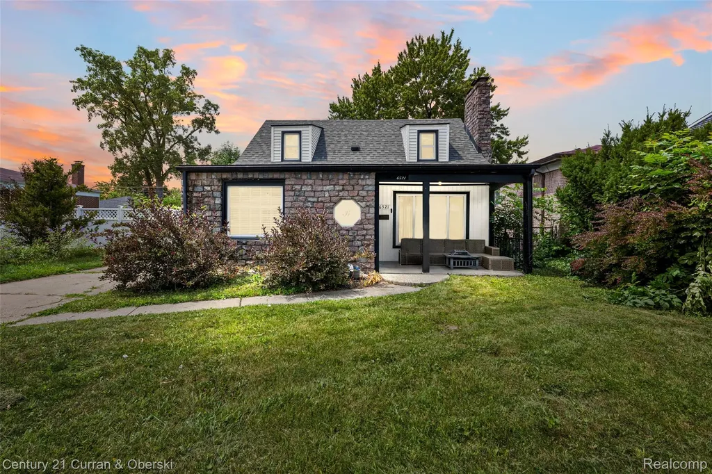 6521 Berwyn Street Dearborn Heights City MI 48127