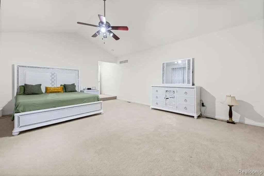 33868 Monterra Lane Sterling Heights City MI 48312