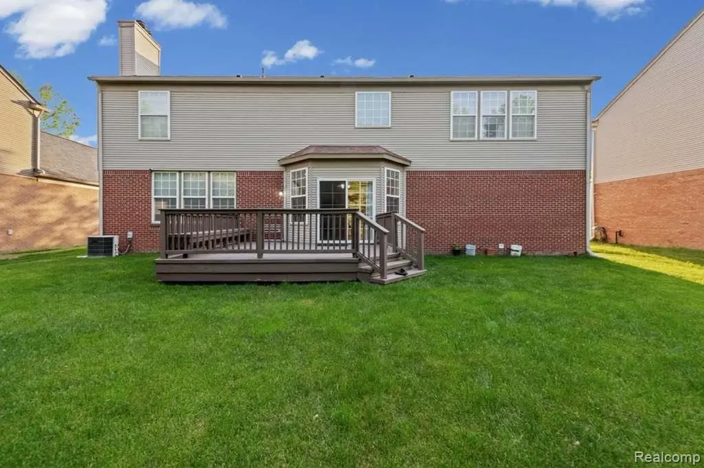 33868 Monterra Lane Sterling Heights City MI 48312