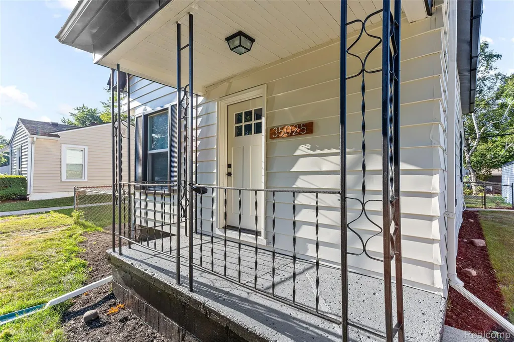 35025 Wick Road Romulus City MI 48174