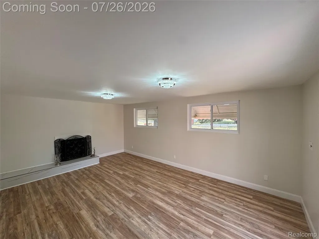 19980 Dorset Street Southfield City MI 48075