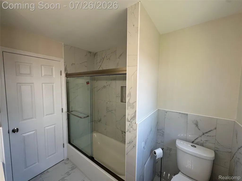 19980 Dorset Street Southfield City MI 48075