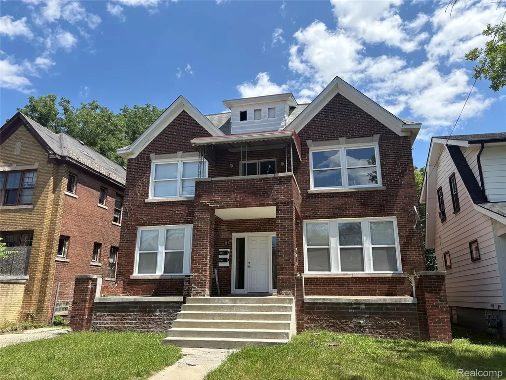 8244 Wisconsin Street Detroit City MI 48204