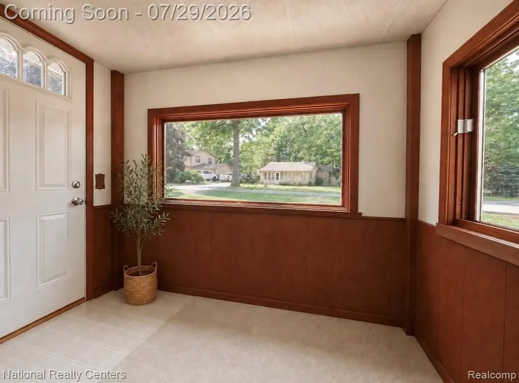 1919 Portpool Court West Bloomfield Charter Township MI 48324