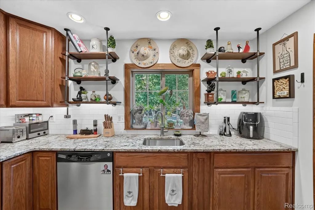 2375 Stewart Road Frenchtown Township MI 48162