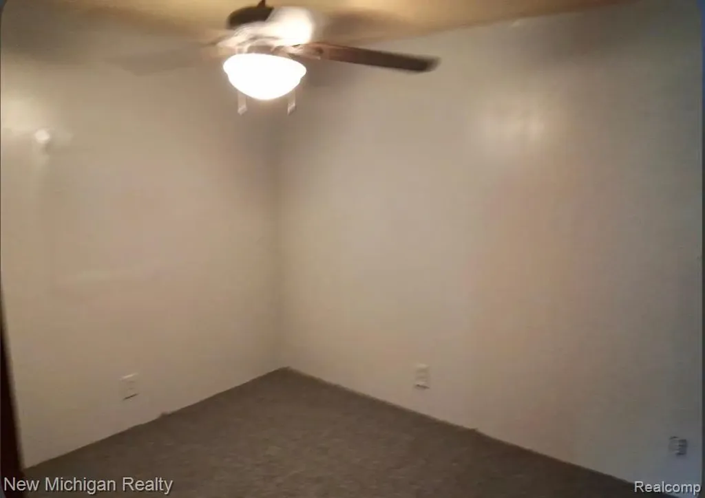 208 Hickory Street Hay Township MI 48624