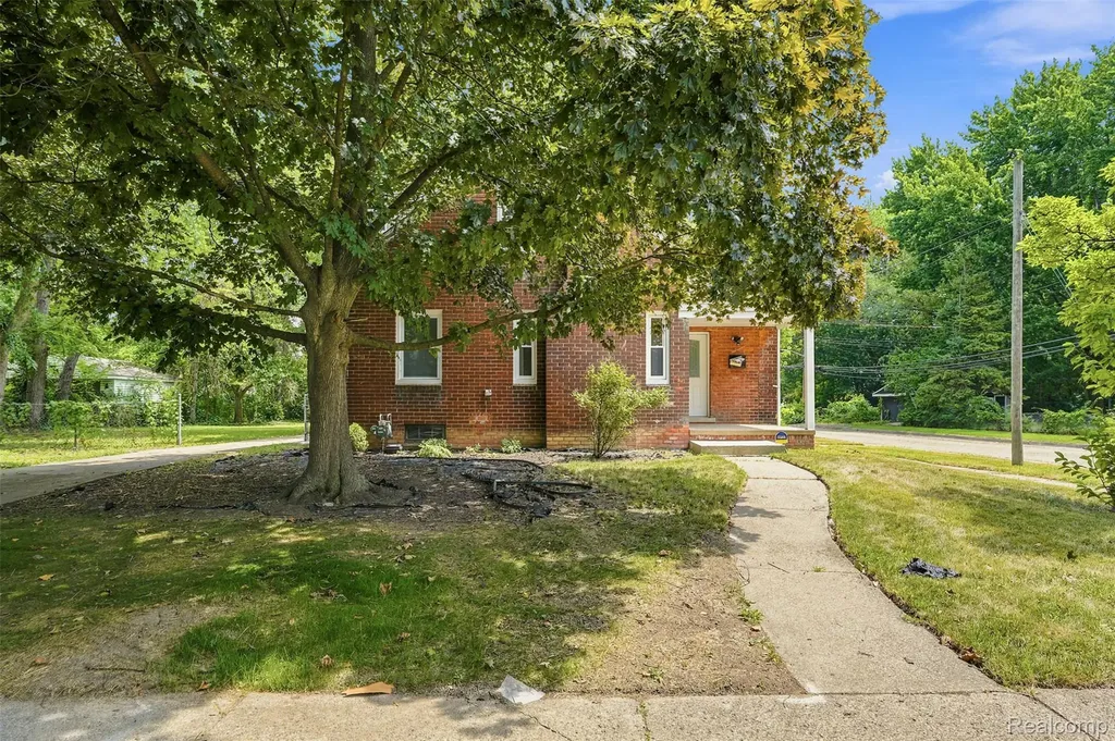 5900 Neff Avenue Detroit City MI 48224
