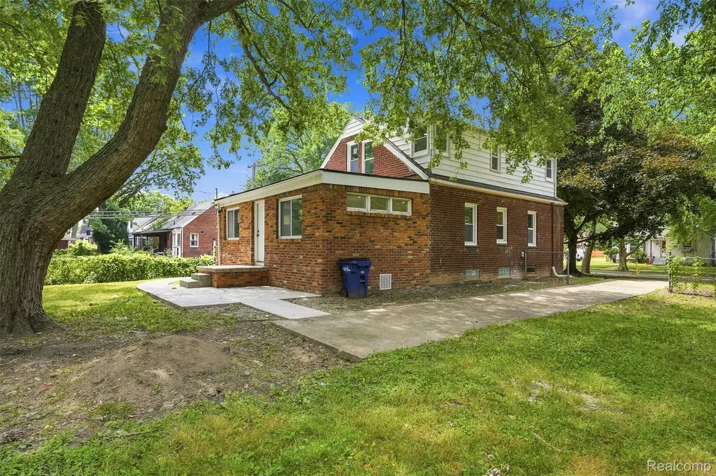 5900 Neff Avenue Detroit City MI 48224