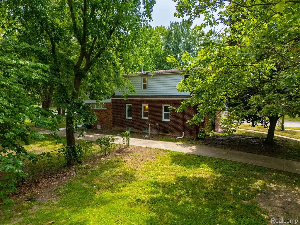 5900 Neff Avenue Detroit City MI 48224