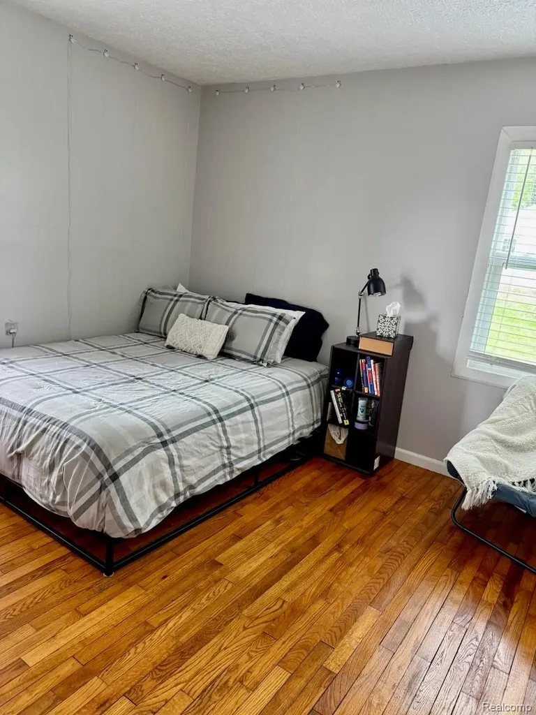 522 Hudson Street Ypsilanti Charter Township MI 48198