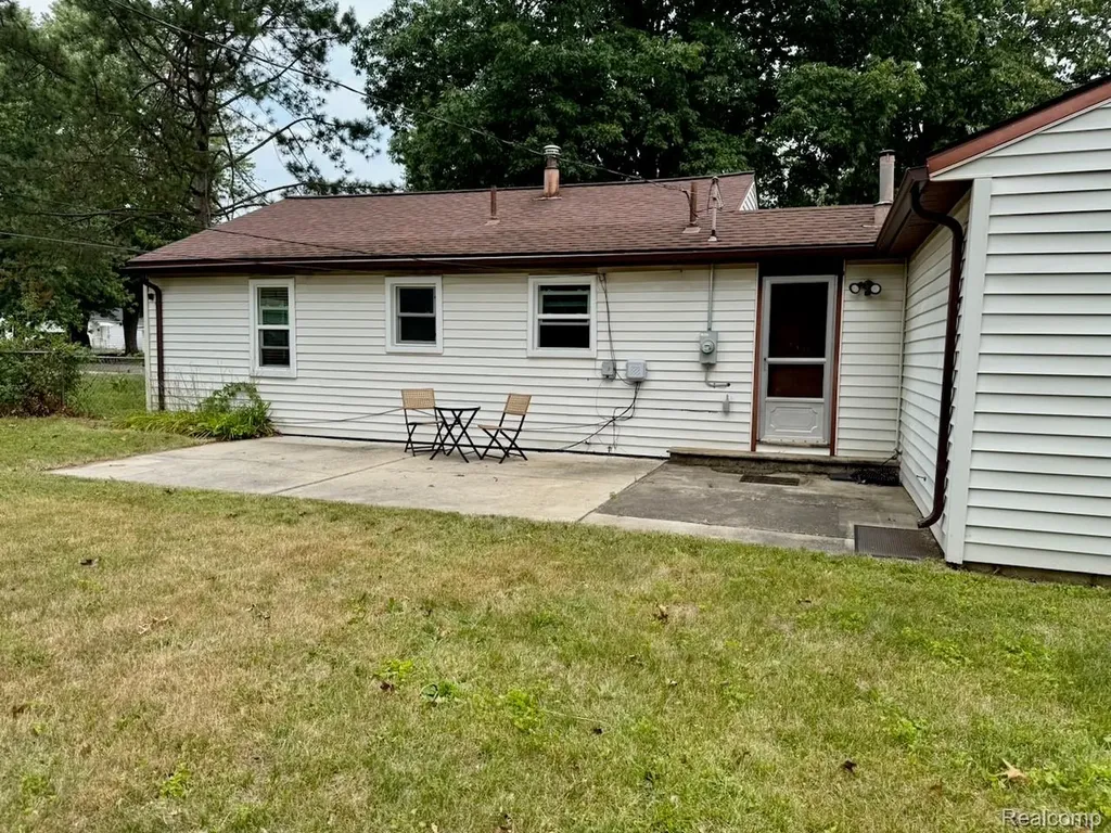 522 Hudson Street Ypsilanti Charter Township MI 48198