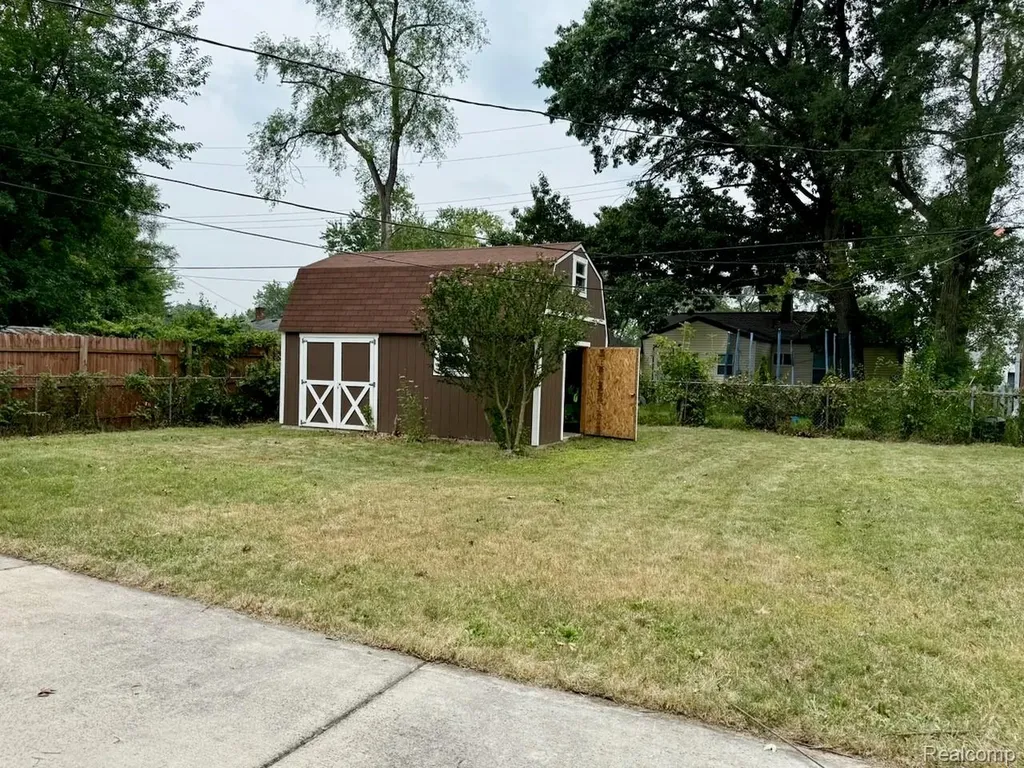 522 Hudson Street Ypsilanti Charter Township MI 48198
