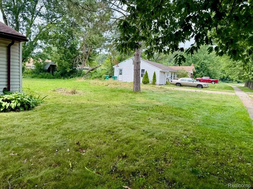 522 Hudson Street Ypsilanti Charter Township MI 48198