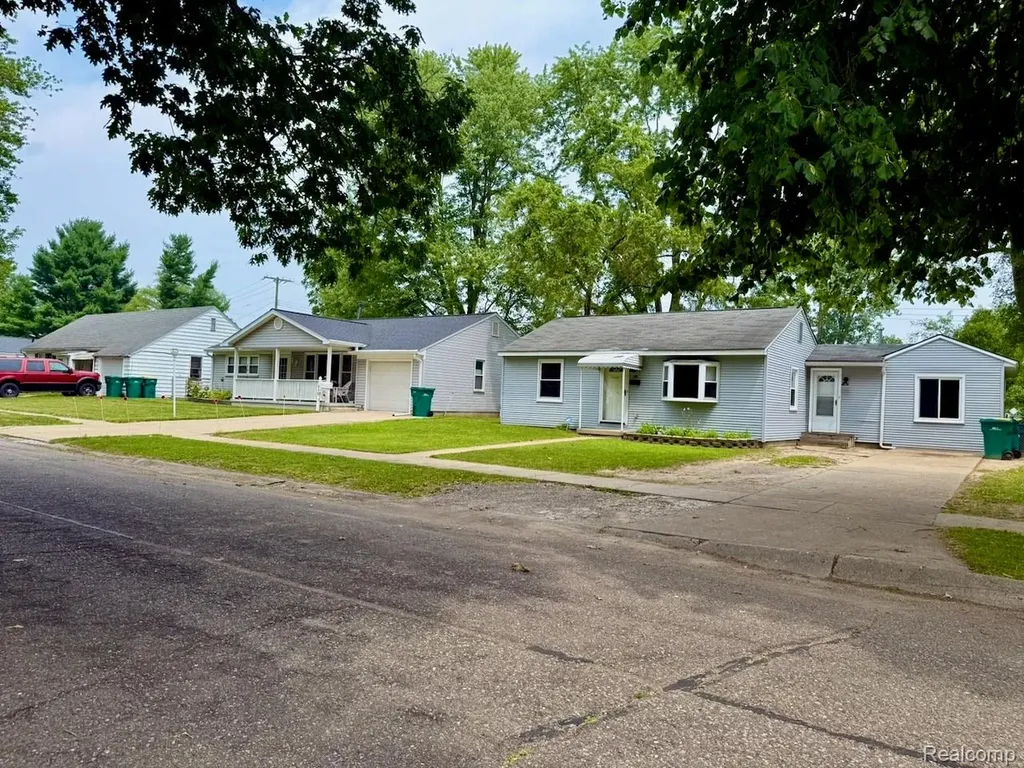 522 Hudson Street Ypsilanti Charter Township MI 48198
