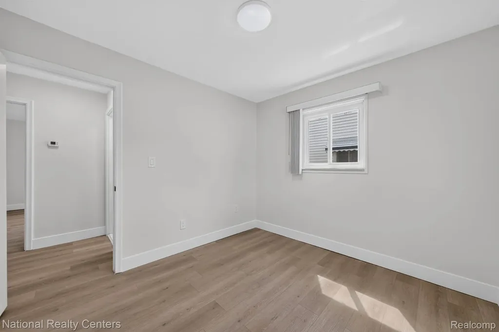 833 Bernie Lane Madison Heights City MI 48071