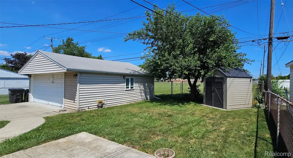18159 Matthews Street Riverview City MI 48193