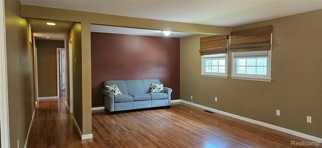18159 Matthews Street Riverview City MI 48193