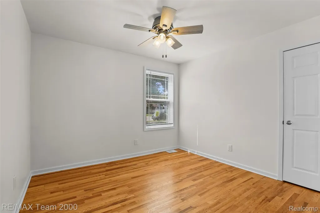 4191 Burns Avenue Lincoln Park City MI 48146