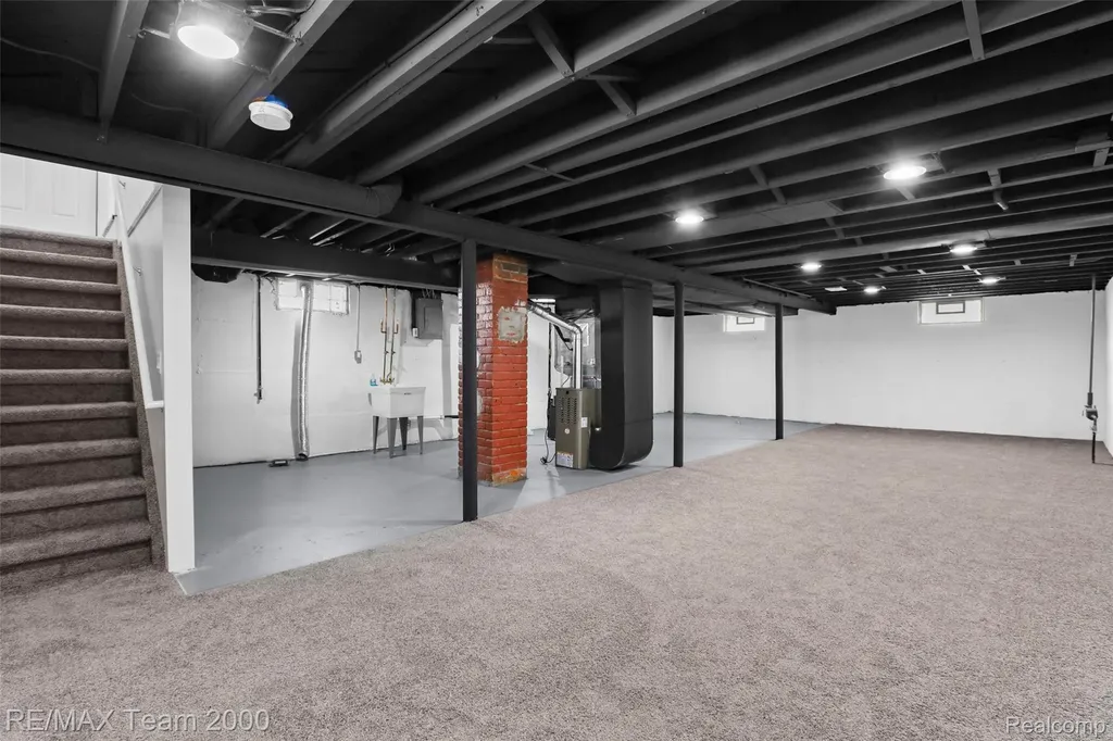 4191 Burns Avenue Lincoln Park City MI 48146