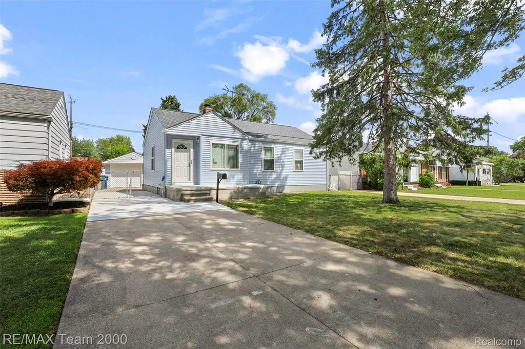 4191 Burns Avenue Lincoln Park City MI 48146
