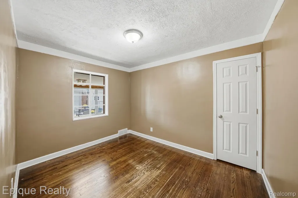 25916 Cubberness Street St. Clair Shores City MI 48081