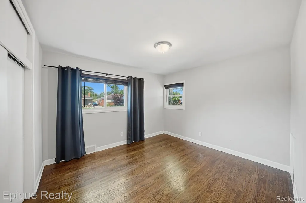 25916 Cubberness Street St. Clair Shores City MI 48081