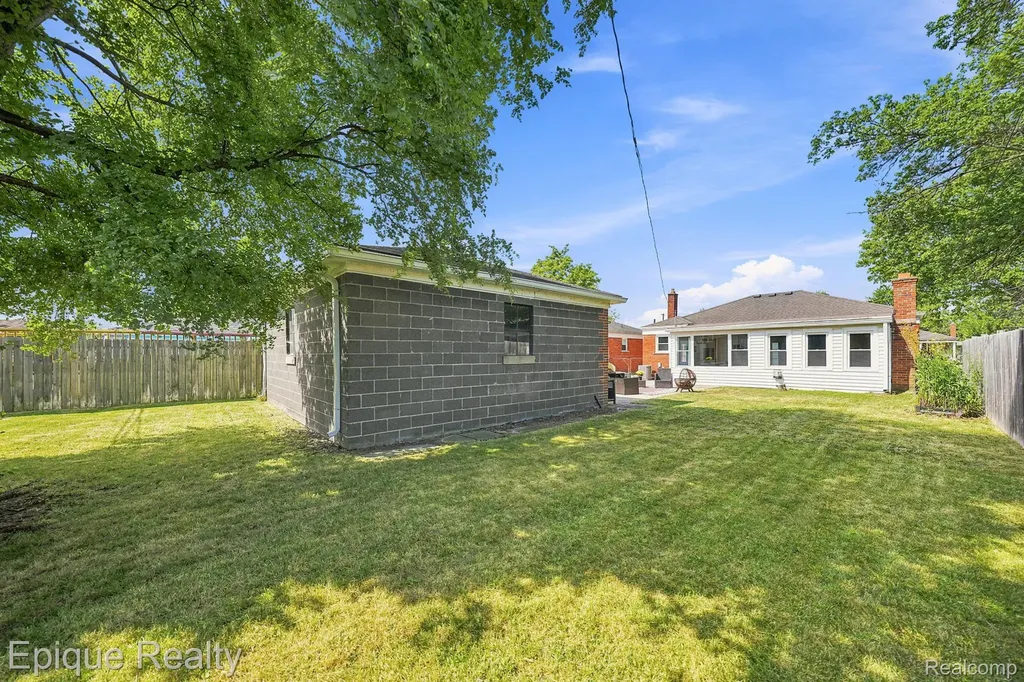 25916 Cubberness Street St. Clair Shores City MI 48081