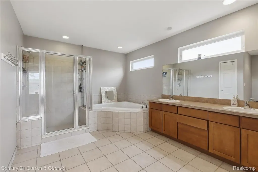 23537 Crescent Ridge Drive Huron Charter Township MI 48164