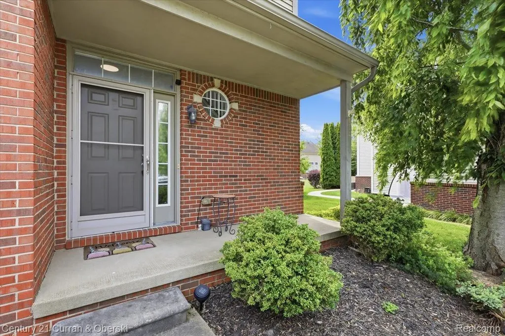 23537 Crescent Ridge Drive Huron Charter Township MI 48164