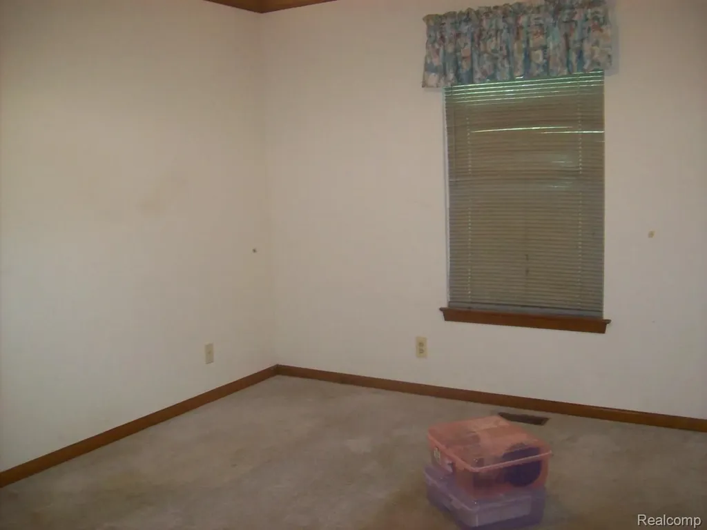 3030 Thomas Road Oxford Charter Township MI 48371