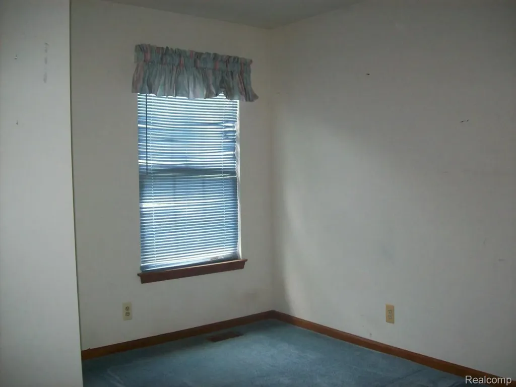3030 Thomas Road Oxford Charter Township MI 48371