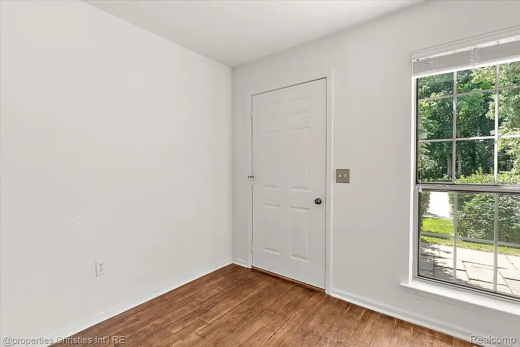3173 Hidden Ridge Drive Waterford Charter Township MI 48328