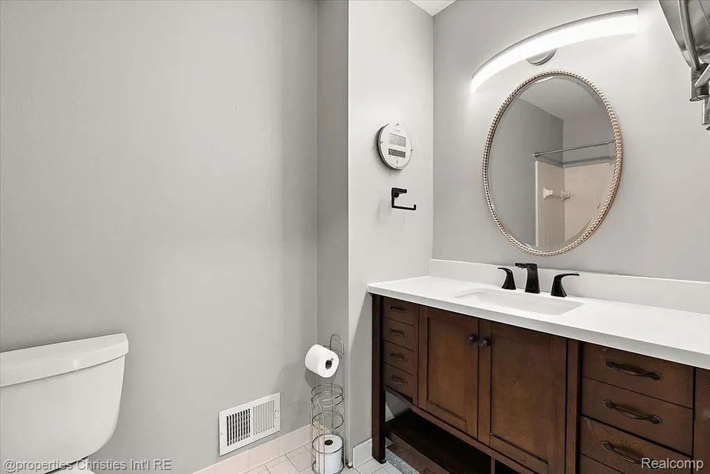 3173 Hidden Ridge Drive Waterford Charter Township MI 48328