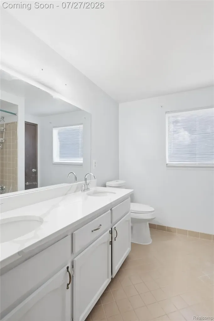 13622 Biscayne Drive Sterling Heights City MI 48313