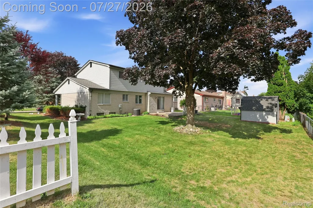13622 Biscayne Drive Sterling Heights City MI 48313