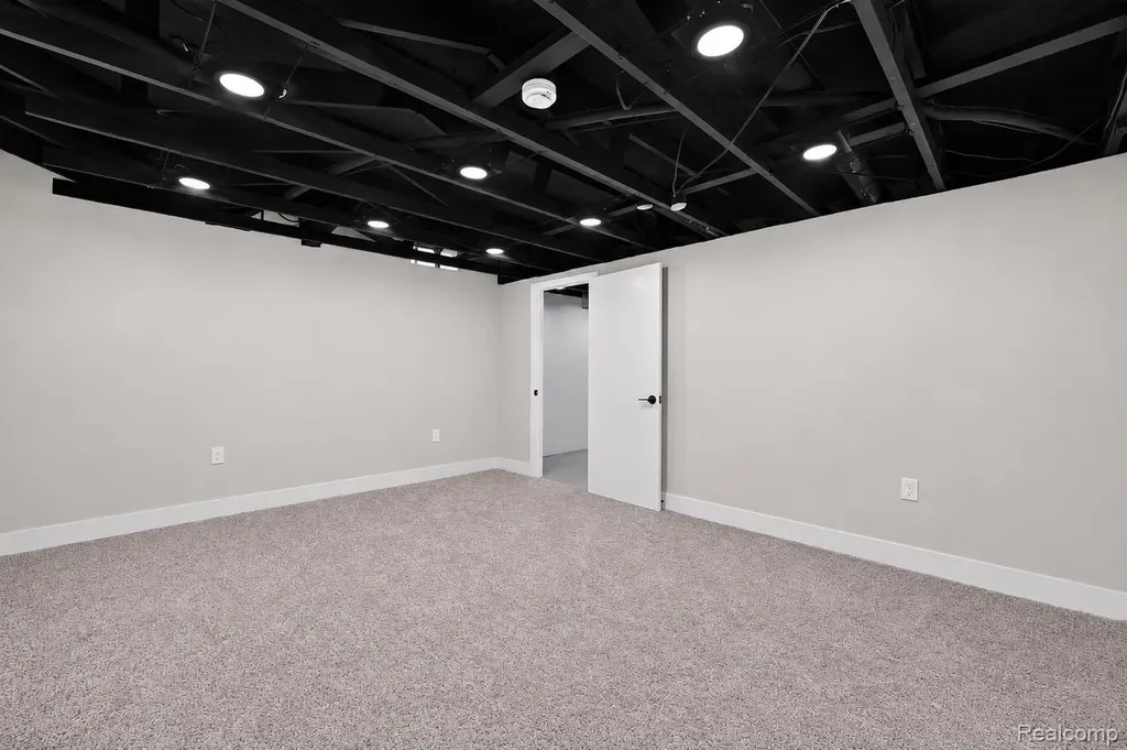 23665 Stonehenge Boulevard Novi City MI 48375