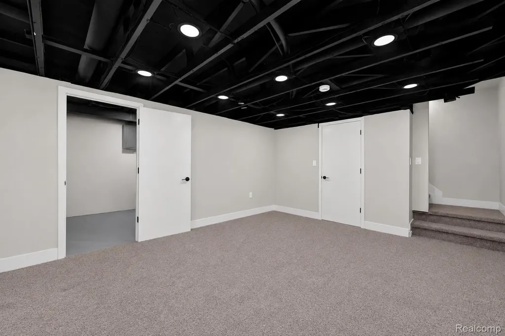 23665 Stonehenge Boulevard Novi City MI 48375