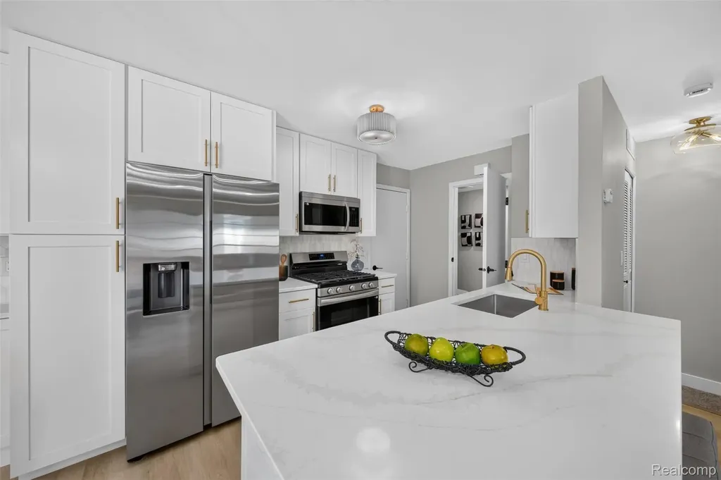23665 Stonehenge Boulevard Novi City MI 48375